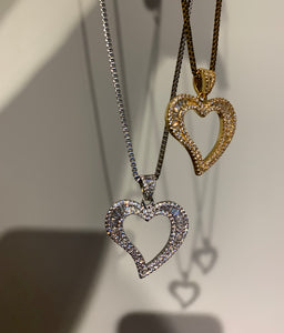 “IT GIRL” Heart Pendant